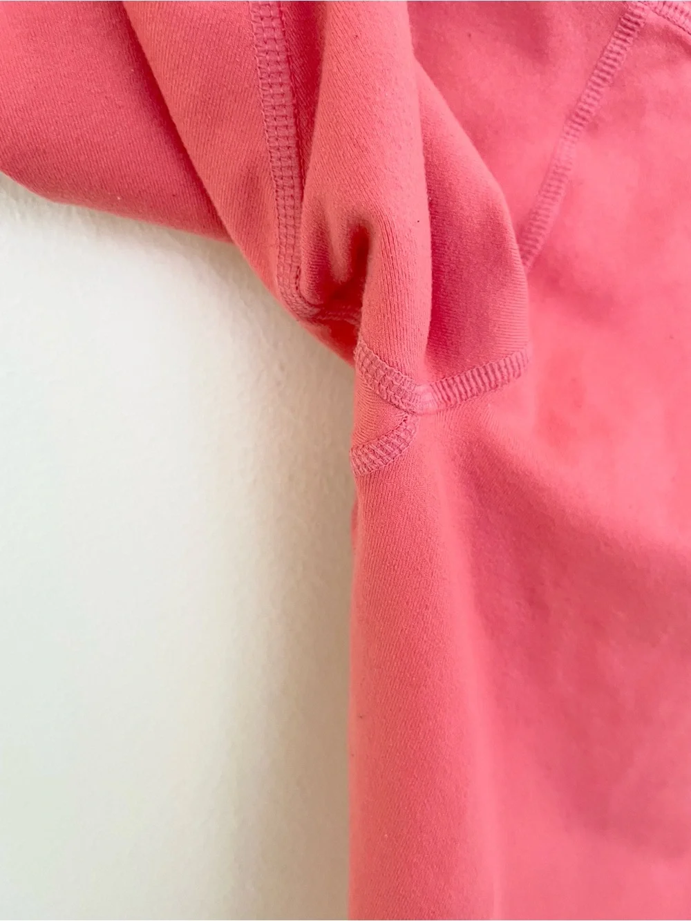 Alo Yoga Leggings in “Strawberry” Pink Salmon Color approx 27” inseam M Medium
